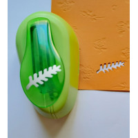 Фігурний діркопробивач Чарівна Мить Листя акації 2,5 см (CD99M/22)