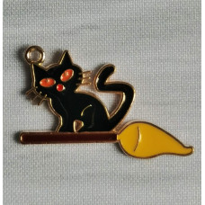 Підвіска (шармик) Only Котик на мітлі 3,5х2,5 см (Ш-0091)