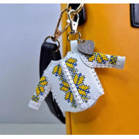 Набір для вишивки нитками на штучній шкірі «Шарм для сумки – Вишиванка. Сонячна» FLHL-128