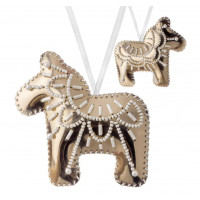 Набір для вишивки бісером на штучній шкірі «Ялинкова прикраса – Конячка» (двосторонній) FLBB-131 Рожеве золото