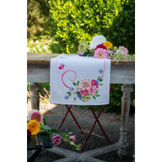 Набор для вышивания крестом Vervaco Дорожка на стол Классический букет цветов (PN-0154338)