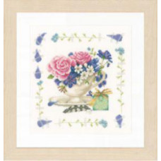 Набір для вишивання хрестиком LanArte Букет троянд (PN-0170950)
