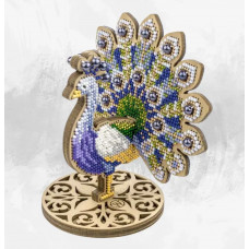 Набір для вишивки бісером на дерев’яній основі «Нарядний павич» FLK-604