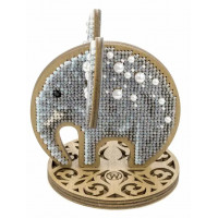 Набір для вишивки бісером на дерев’яній основі «Милий слоник» FLK-606