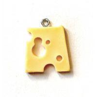 Підвіска (шармик) Only Сир, 2х2,3 см (633064)